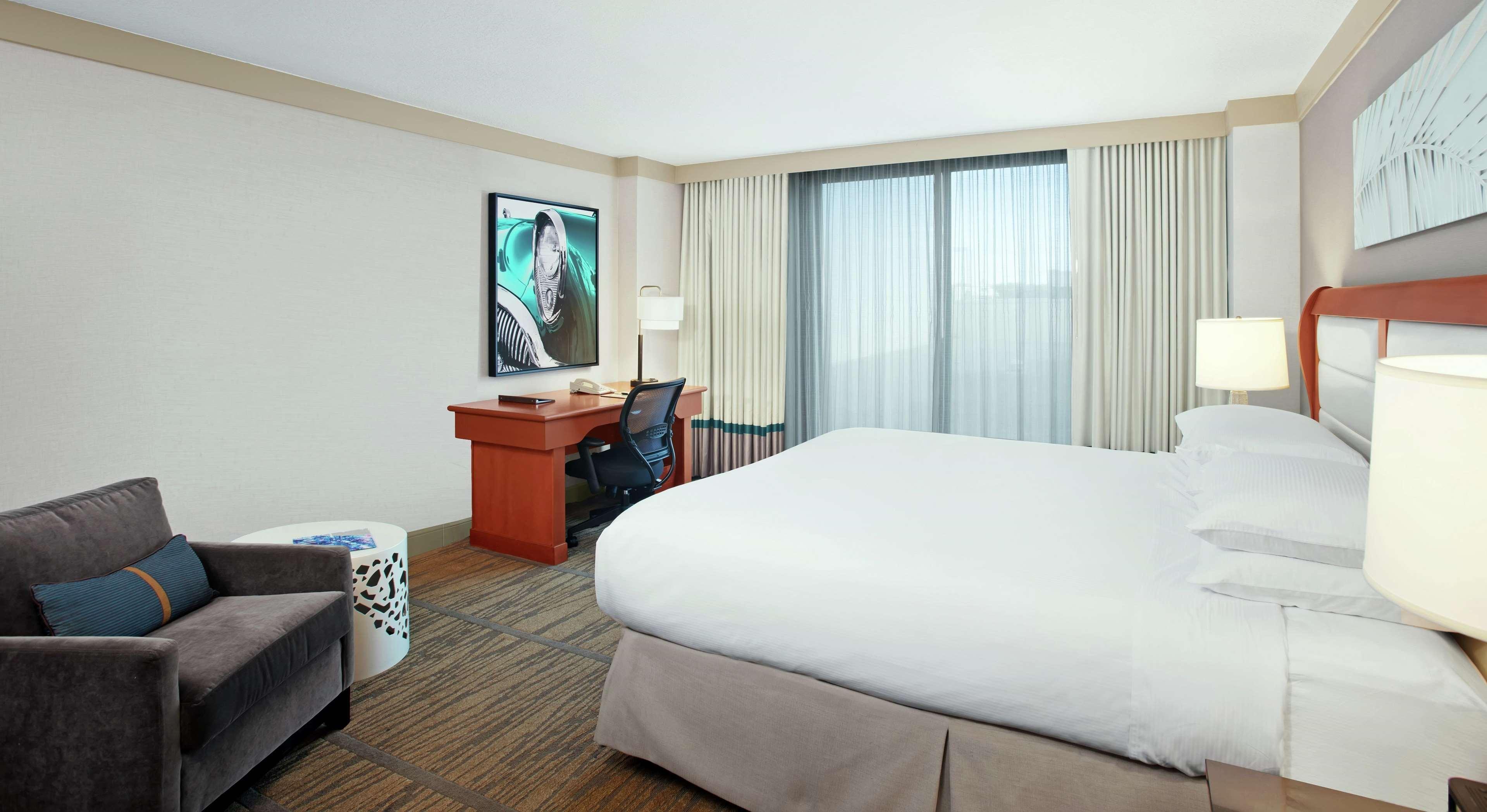 ดับเบิลทรี บาย ฮิลตัน ไมอามี แอร์พอร์ต คอนเวนท์ชัน Hotel Miami Springs ภายนอก รูปภาพ