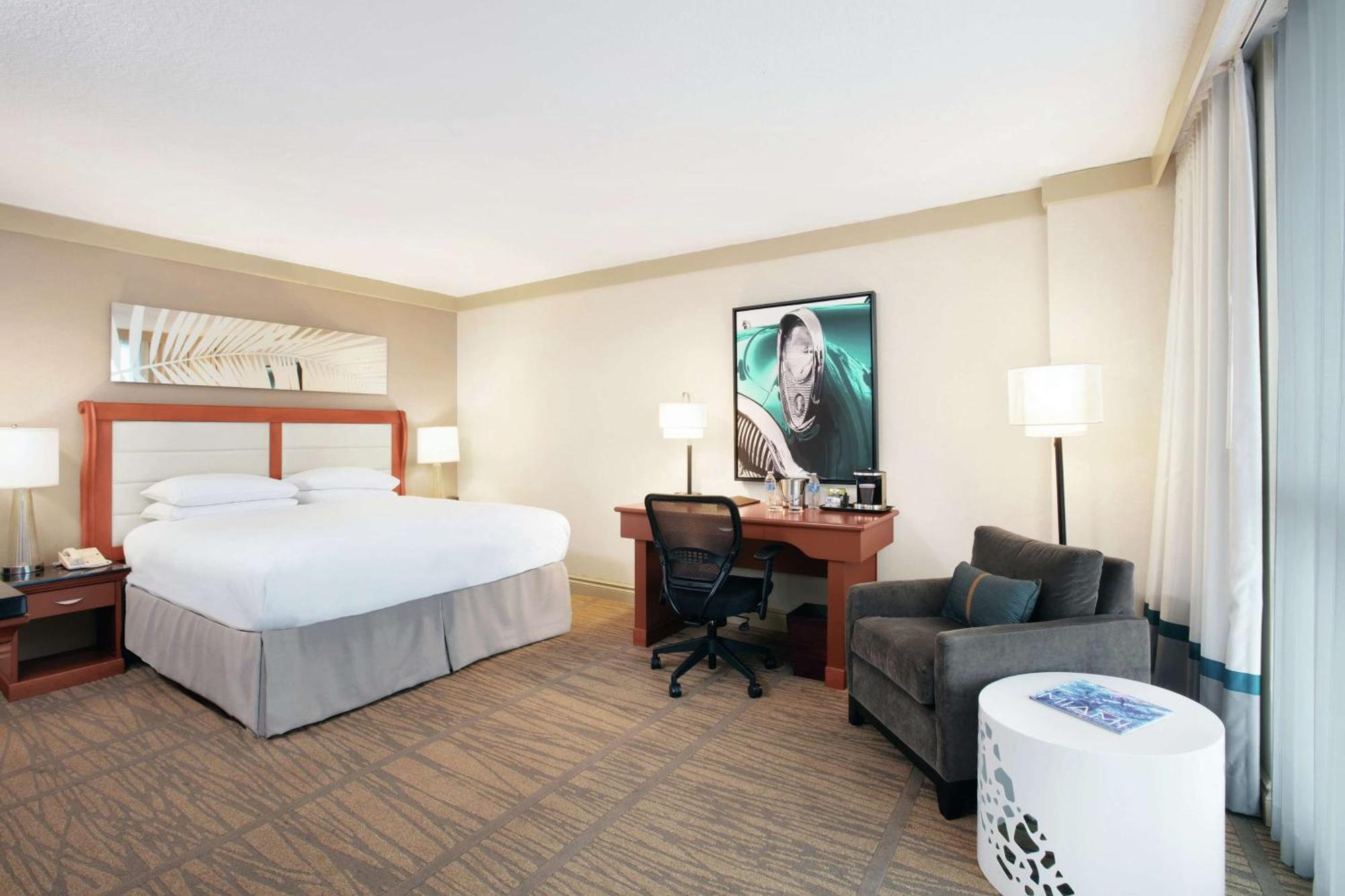 ดับเบิลทรี บาย ฮิลตัน ไมอามี แอร์พอร์ต คอนเวนท์ชัน Hotel Miami Springs ภายนอก รูปภาพ